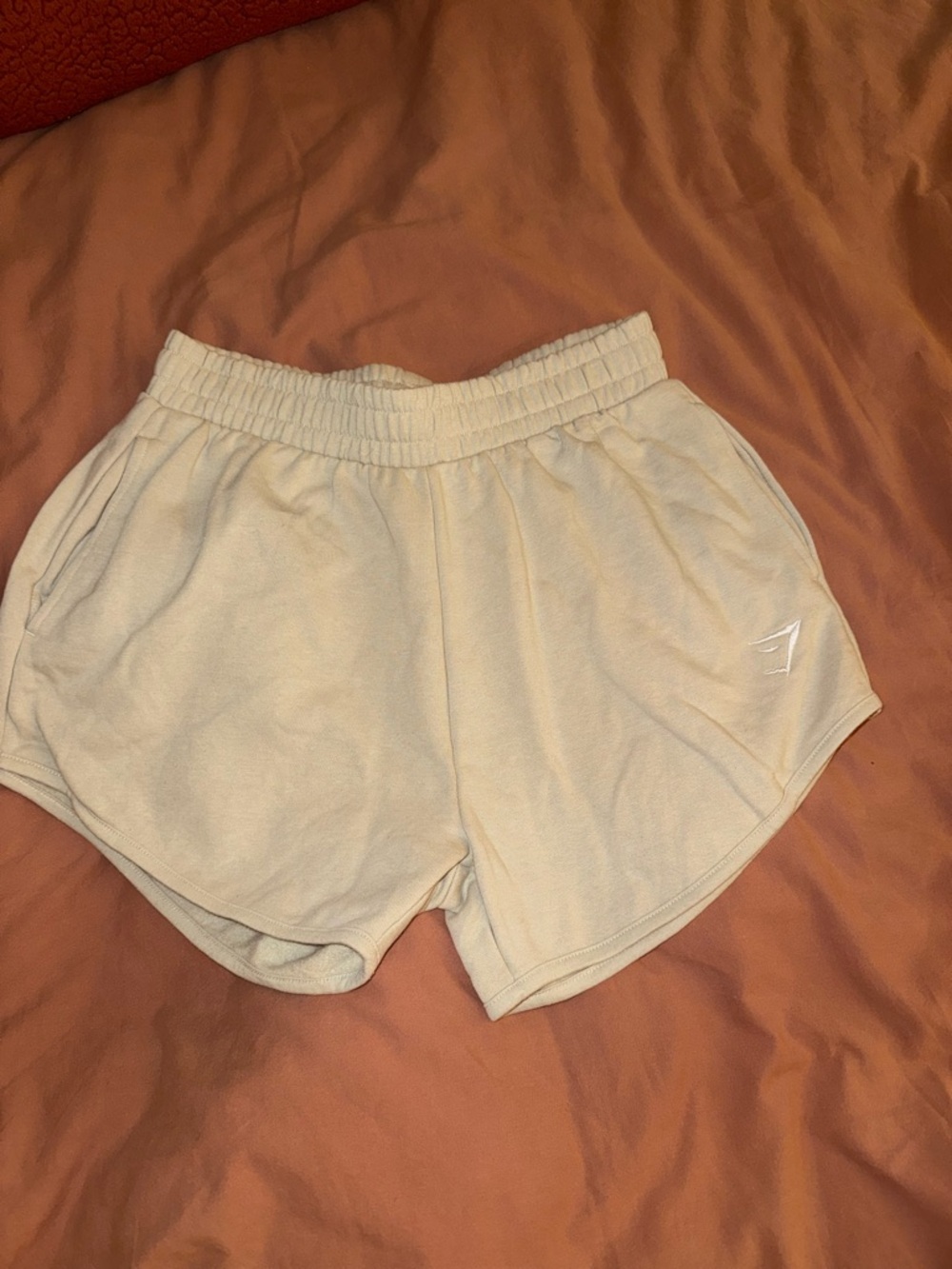 ‼️SOLD‼️ Gymshark Sand/Cream Dolphin Hem Sweat Shorts